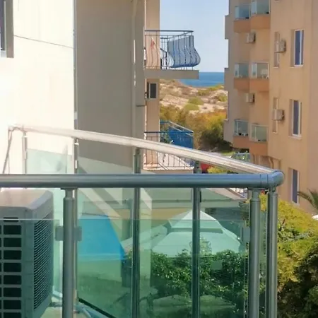 Apartment In Del Sol *
